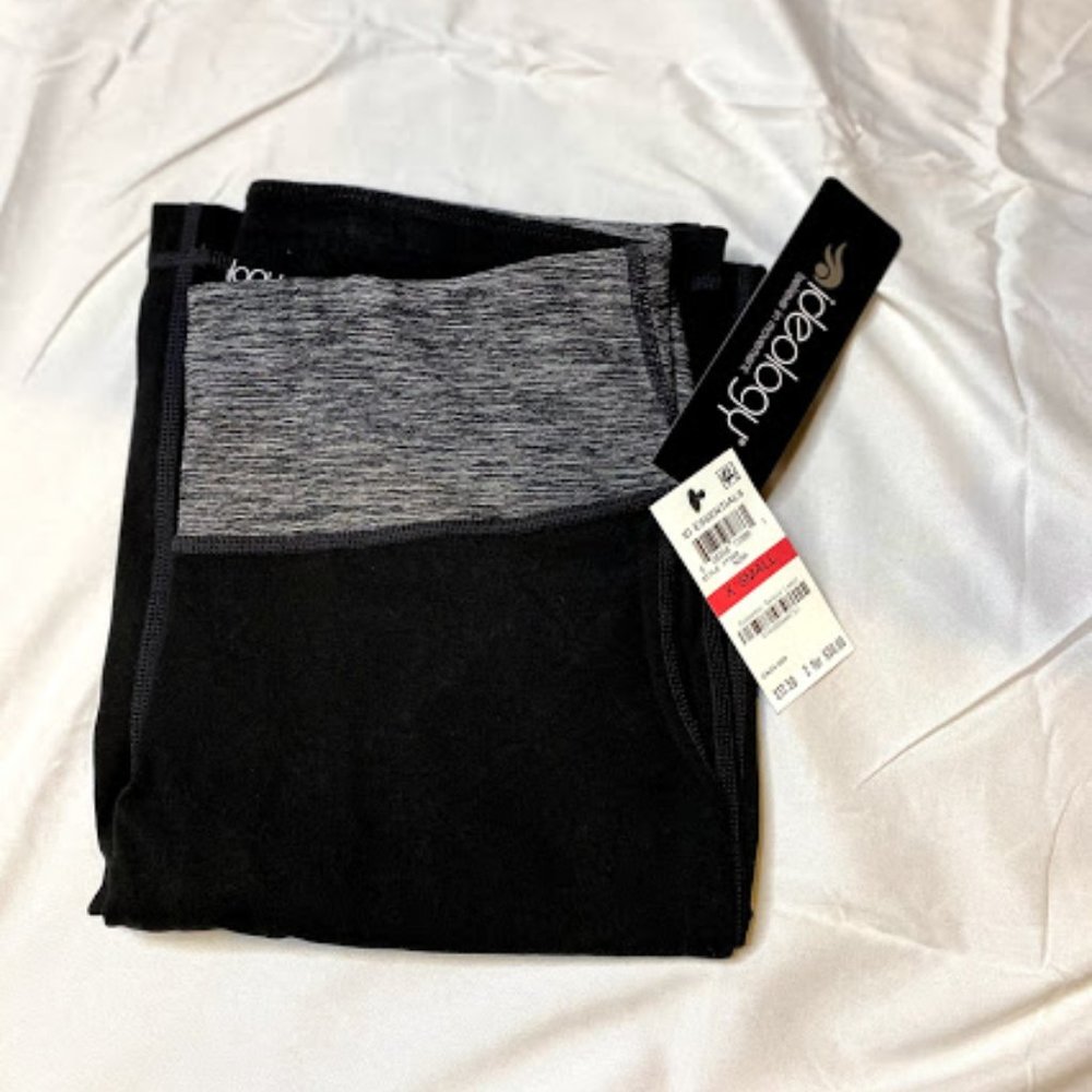 Performance Yoga Pants - Picture 2 of 3